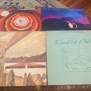 4 Stevie Wonder records
